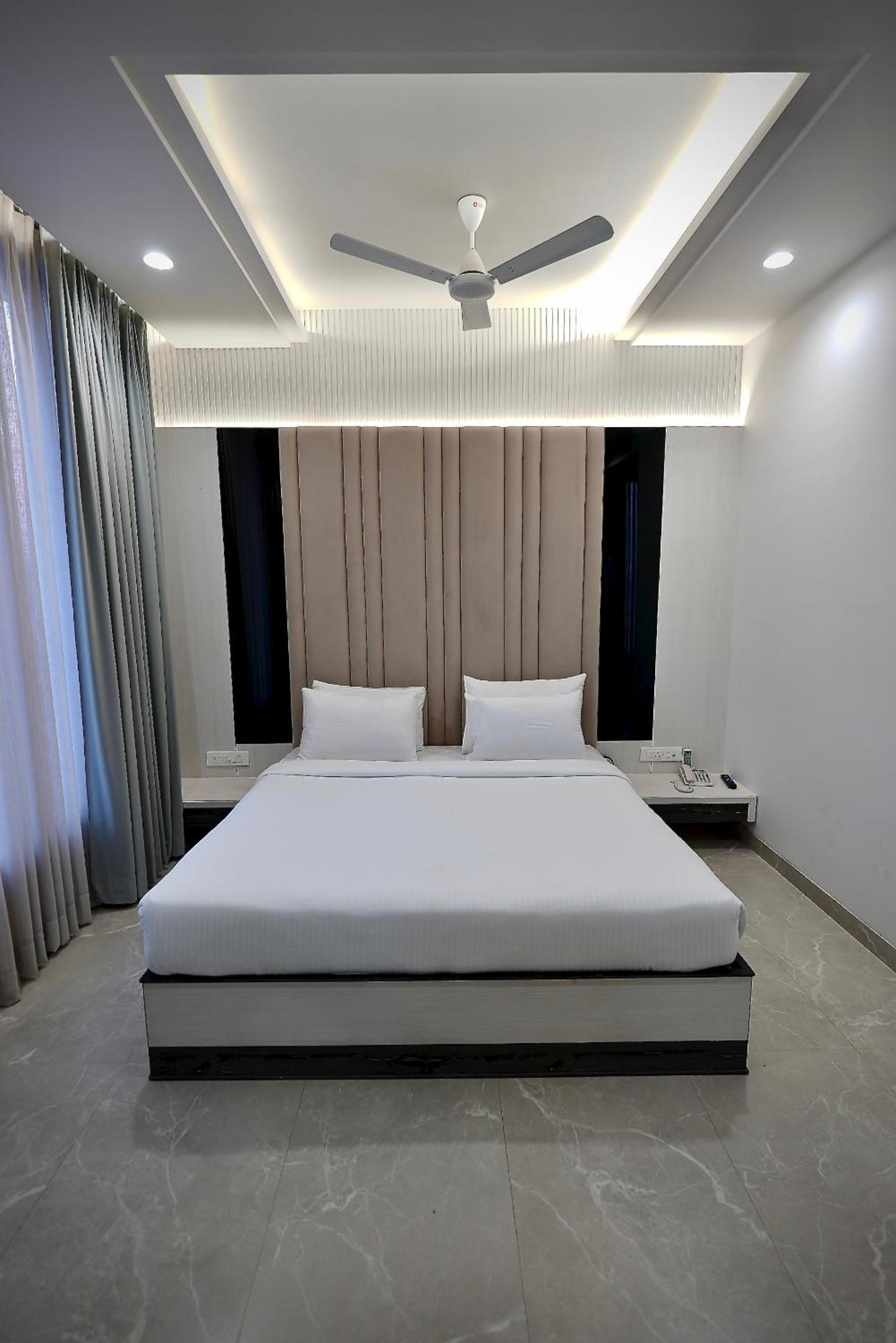 Hotel Elinor By Dazzling Hotels & Resorts Agra (Uttar Pradesh) Exterior foto