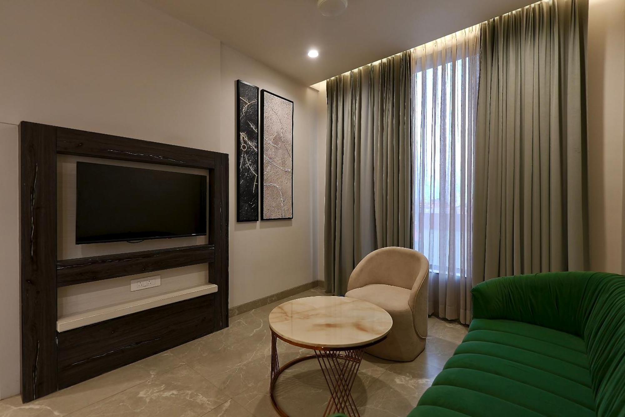 Hotel Elinor By Dazzling Hotels & Resorts Agra (Uttar Pradesh) Exterior foto