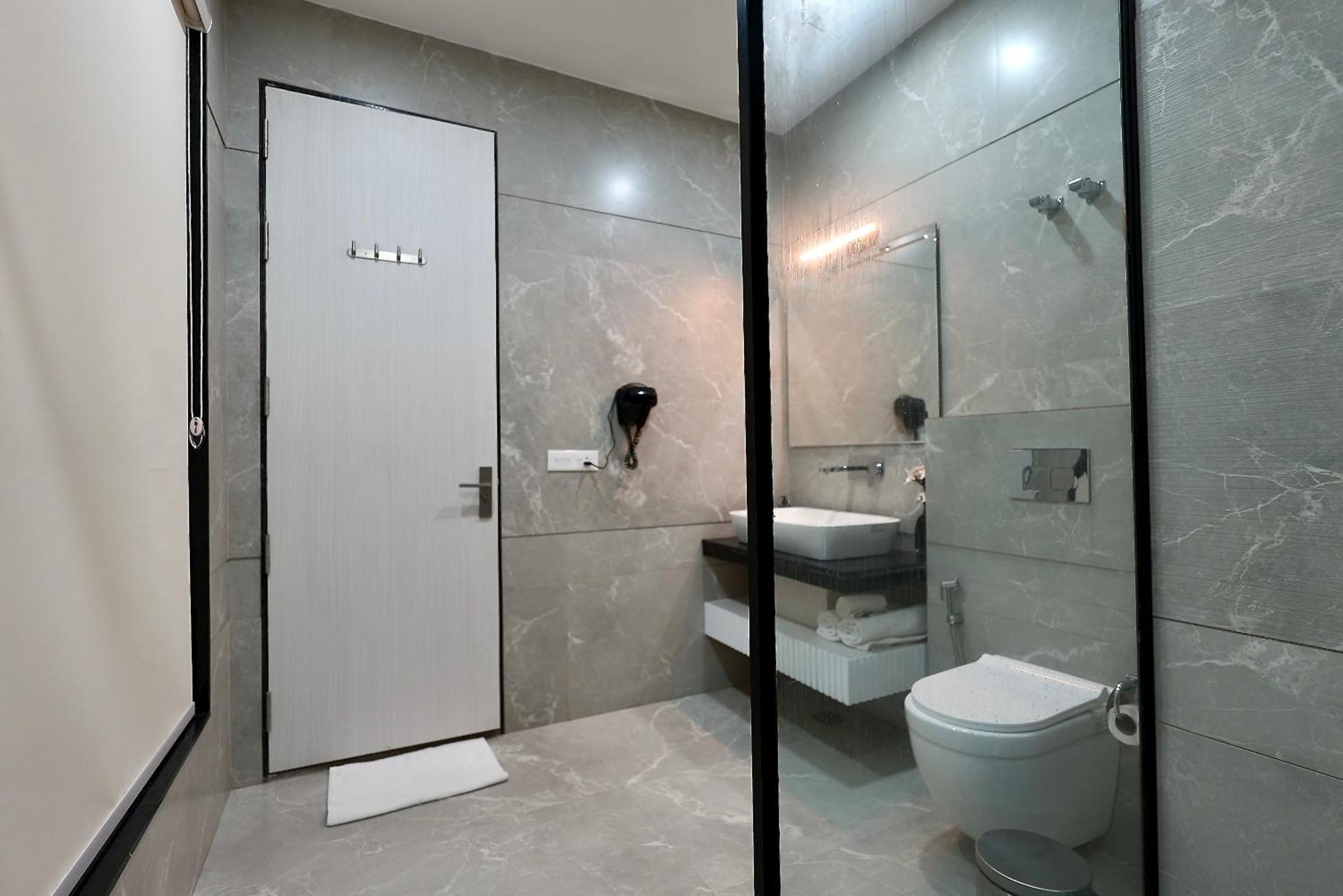 Hotel Elinor By Dazzling Hotels & Resorts Agra (Uttar Pradesh) Exterior foto