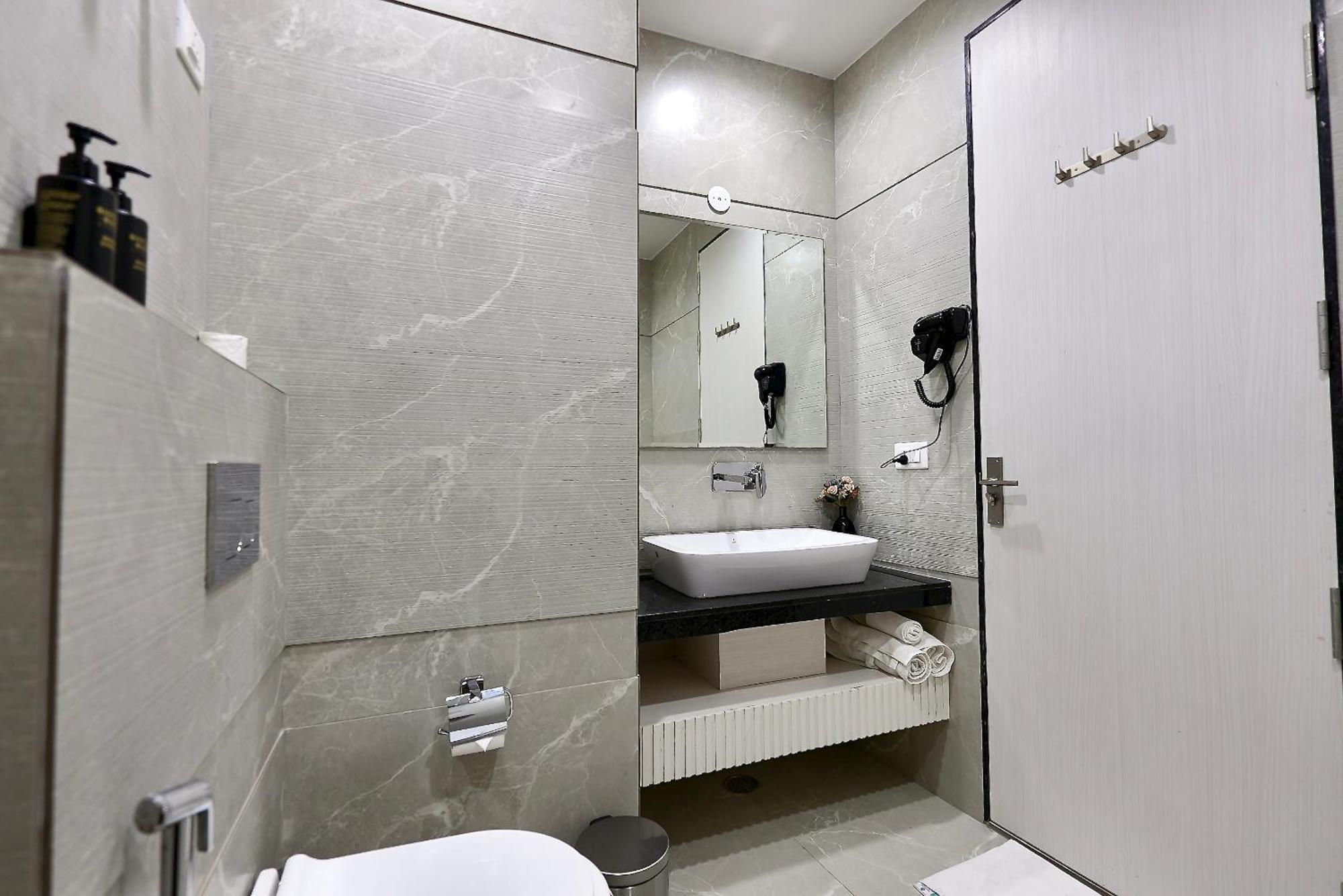 Hotel Elinor By Dazzling Hotels & Resorts Agra (Uttar Pradesh) Exterior foto